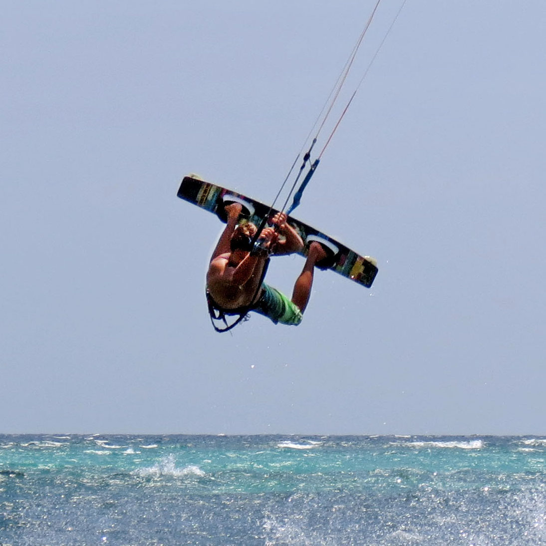 Martin gehörte als Kiteleher in der Saison 2014/15 zum Team vom Funboard Center Boracay.