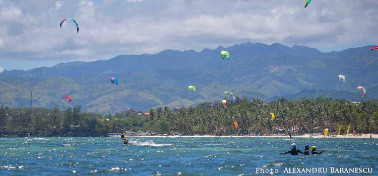 Why is Boracay a very popular kitesurfinf spot?