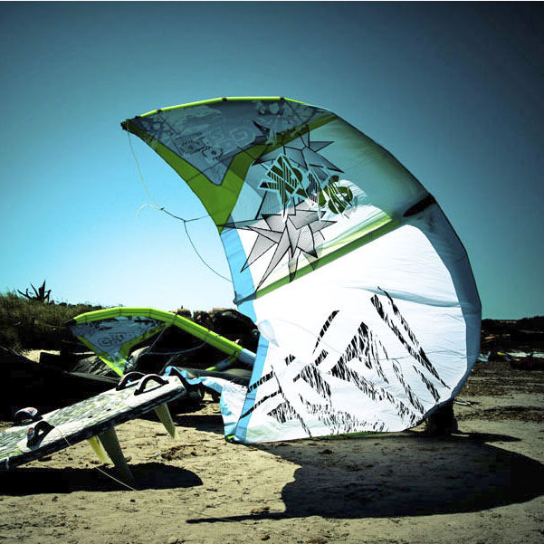 Der neue Freeride Kite SPARK von Gaastra ist die All-round Maschine am Bulabog Beach.