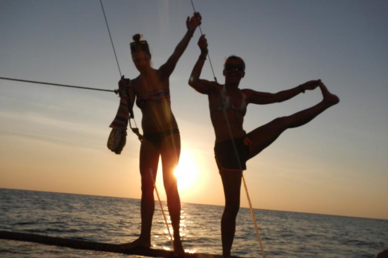 Sunset cruise during the YOGA-CAMP++ at White Beach of Boracay Island.