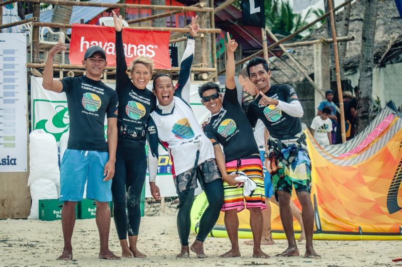 Das Team vom Funboard Center Boracay gewinnt am Funboard Cup 2015